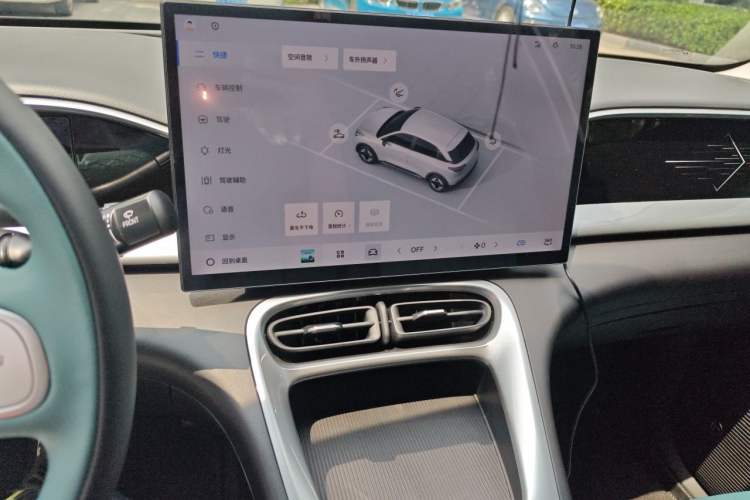 Used Geely Galaxy Geome 2025 UP 410km Exploration Edition Audio And AC Panel