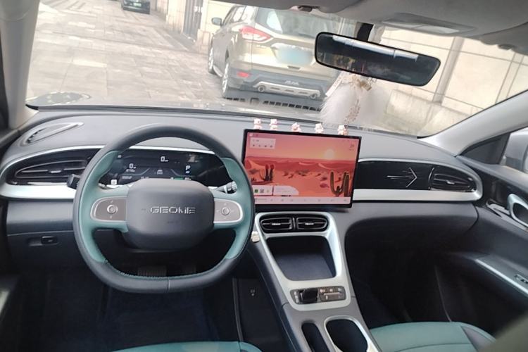 Used Geely Galaxy Geome 2025 310km Youth Edition Center Console
