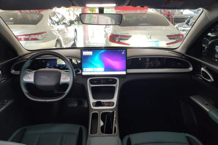 Used Geely Galaxy Geome 2025 UP 410km Exploration Edition Center Console