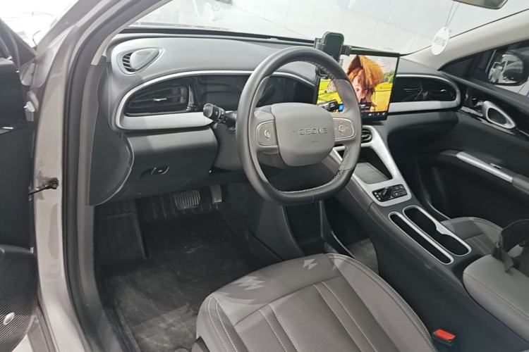 Used Geely Galaxy Geome 2025 310km Dream Edition Center Console