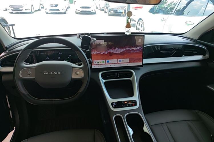 Used Geely Galaxy Geome 2025 310km Dream Edition Center Console