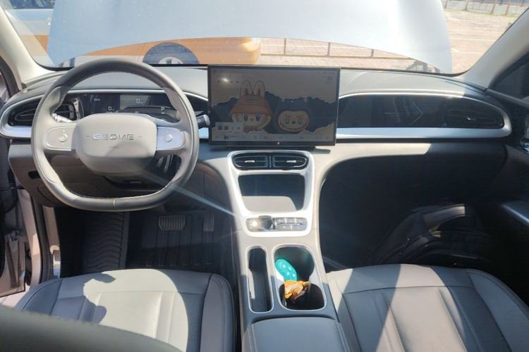 Used Geely Galaxy Geome 2025 310km Dream Edition Center Console