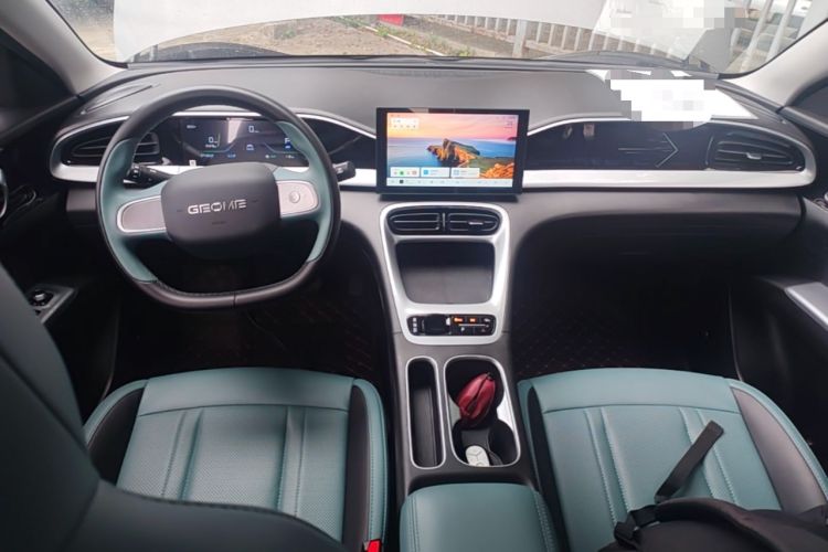 Used Geely Galaxy Geome 2025 310km Youth Edition Center Console
