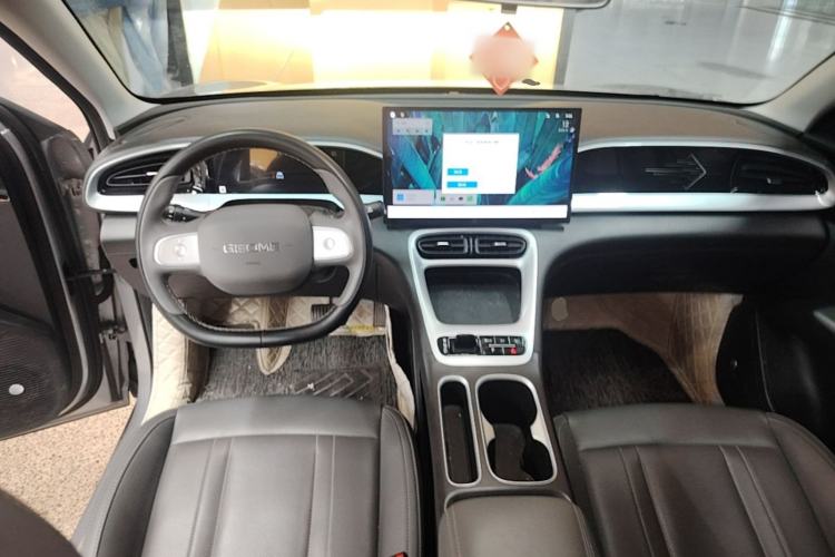 Used Geely Galaxy Geome 2025 UP 410km Exploration Edition Center Console