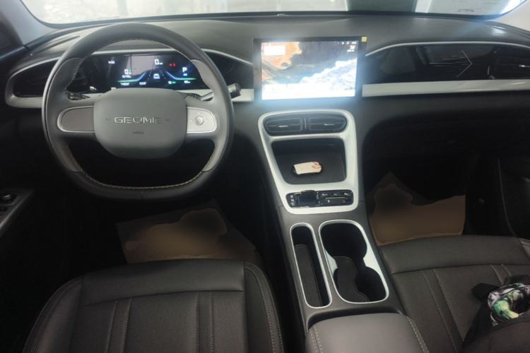 Used Geely Galaxy Geome 2025 410 km Free Version Center Console
