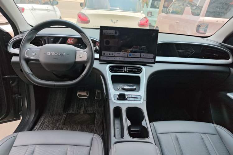 Used Geely Galaxy Geome 2025 310km Dream Edition Center Console