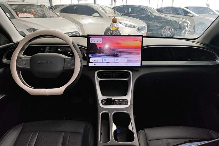 Used Geely Galaxy Geome 2025 310km Dream Edition Center Console