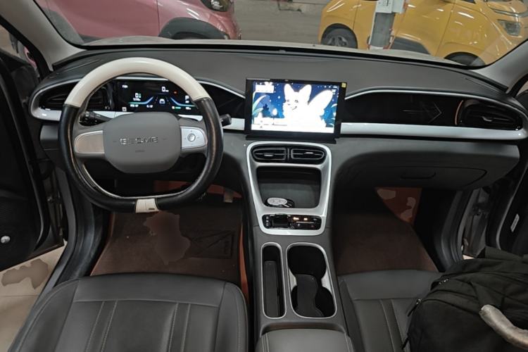 Used Geely Galaxy Geome 2025 310km Youth Edition Center Console