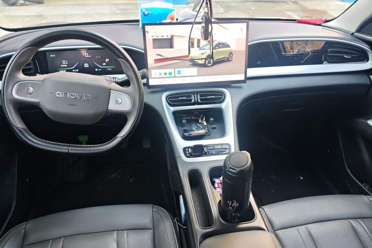 Used Geely Galaxy Geome 2025 310km Dream Edition Center Console