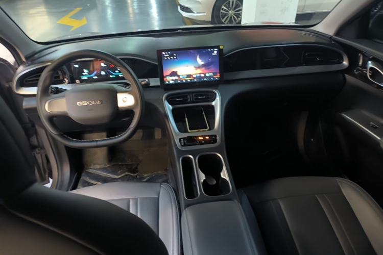 Used Geely Galaxy Geome 2025 310km Youth Edition Center Console