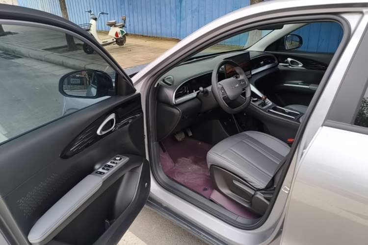 Used Geely Galaxy Geome 2025 310km Dream Edition Driver Seat