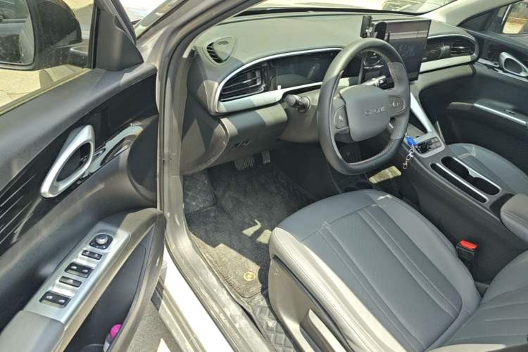 Used Geely Galaxy Geome 2025 310km Dream Edition Driver Seat