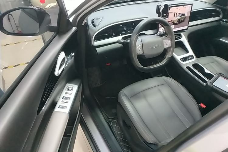 Used Geely Galaxy Geome 2025 UP 410km Exploration Edition Driver Seat