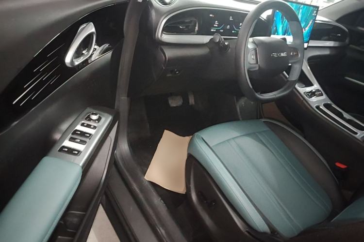 Used Geely Galaxy Geome 2025 UP 410km Exploration Edition Driver Seat