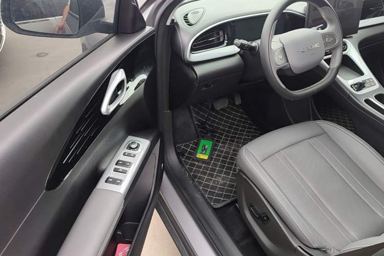 Used Geely Galaxy Geome 2025 UP 410km Exploration Edition Driver Seat