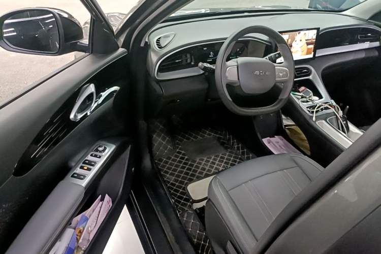 Used Geely Galaxy Geome 2025 310km Youth Edition Driver Seat