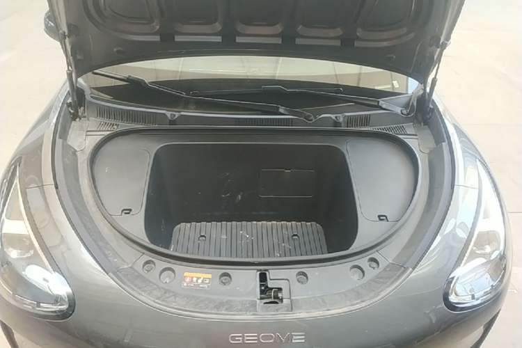 Used Geely Galaxy Geome 2025 310km Youth Edition Engine Bay