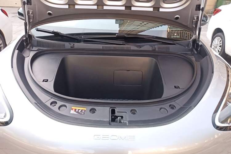Used Geely Galaxy Geome 2025 310km Youth Edition Engine Bay