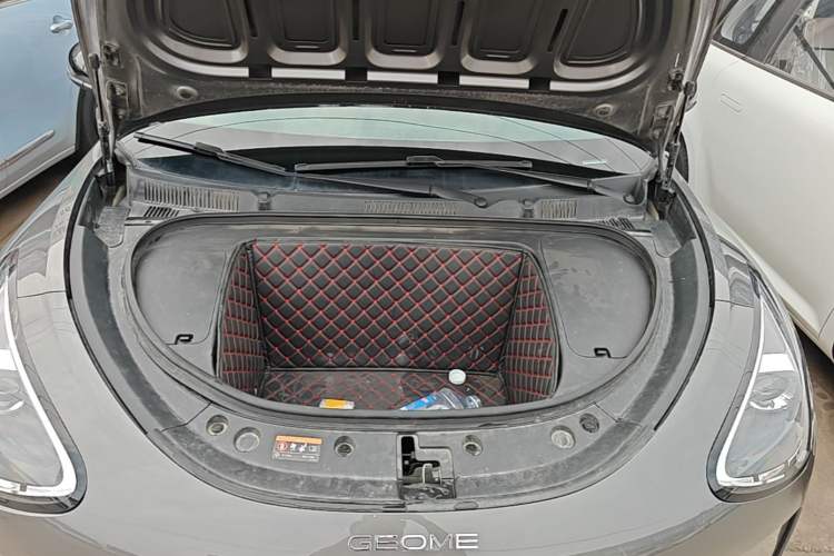 Used Geely Galaxy Geome 2025 310km Youth Edition Engine Bay