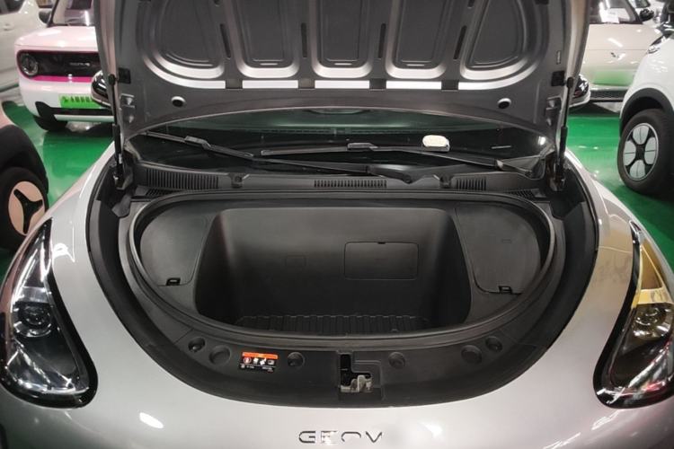 Used Geely Galaxy Geome 2025 310km Youth Edition Engine Bay