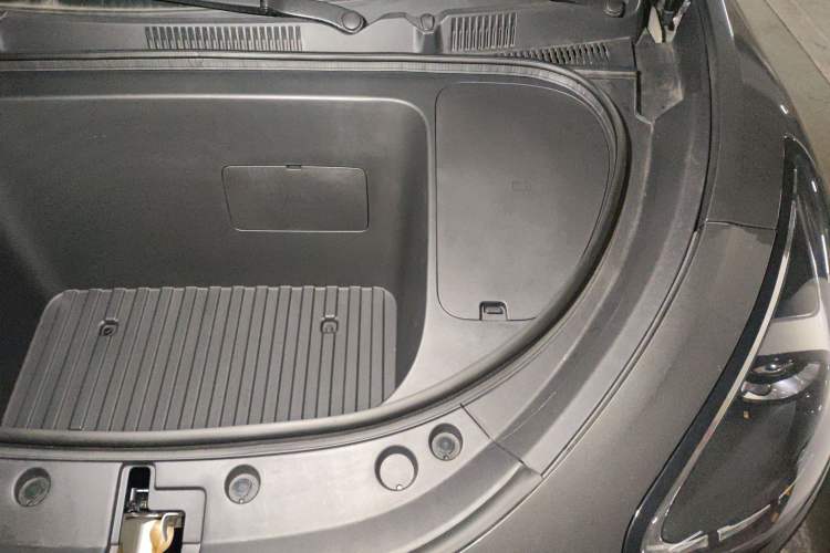 Used Geely Galaxy Geome 2025 310km Youth Edition Engine Bay Left