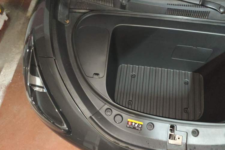Used Geely Galaxy Geome 2025 310km Youth Edition Engine Bay Right