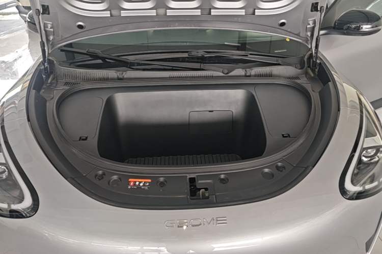 Used Geely Galaxy Geome 2025 310km Dream Edition Engine Bay