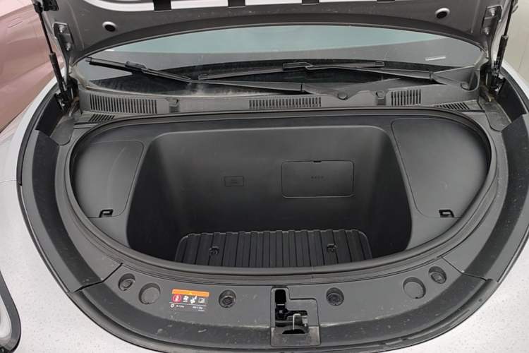 Used Geely Galaxy Geome 2025 UP 410km Exploration Edition Engine Bay