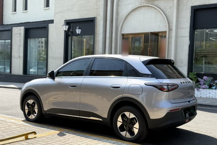 Used Geely Galaxy Geome 2025 UP 410km Exploration Edition Exterior 3