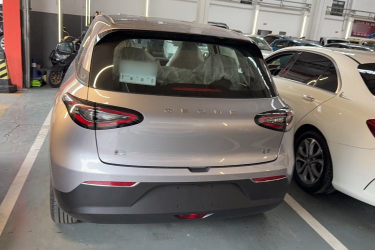 Used Geely Galaxy Geome 2025 310km Youth Edition Exterior 4