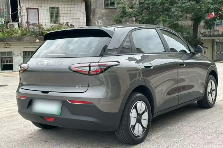 Used Geely Galaxy Geome 2025 310km Youth Edition Exterior 4