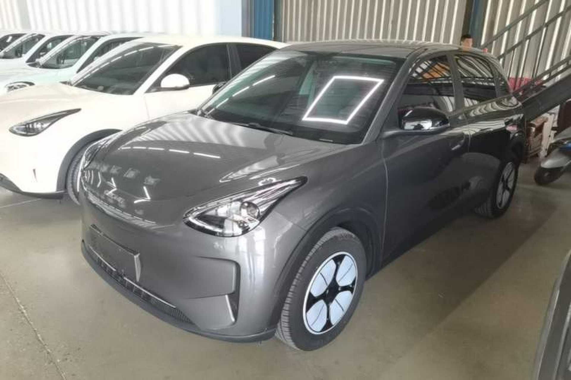 Used Geely Galaxy Geome 2025 410 km Free Version Front Left 45 Deg