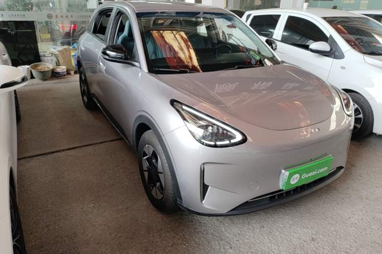 Used Geely Galaxy Geome 2025 310km Dream Edition Front Right 45 Deg