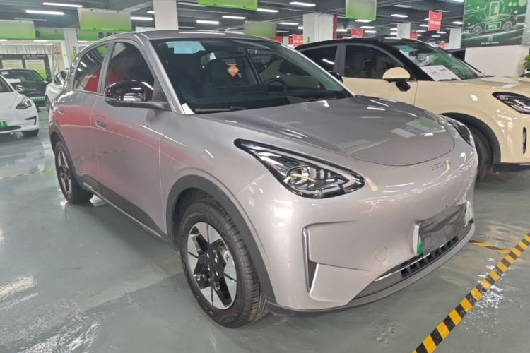 Used Geely Galaxy Geome 2025 310km Dream Edition Front Right 45 Deg