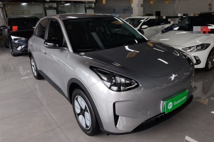 Used Geely Galaxy Geome 2025 410 km Free Version Front Right 45 Deg