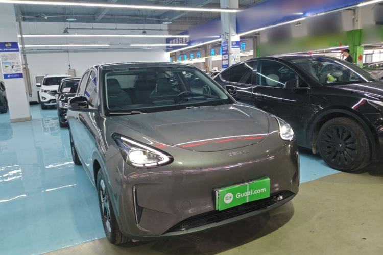 Used Geely Galaxy Geome 2025 UP 410km Exploration Edition Front Right 45 Deg