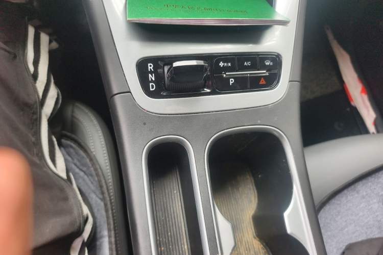 Used Geely Galaxy Geome 2025 310km Youth Edition Gear Lever