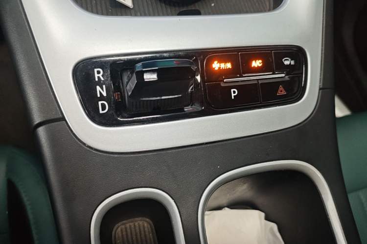 Used Geely Galaxy Geome 2025 UP 410km Exploration Edition Gear Lever