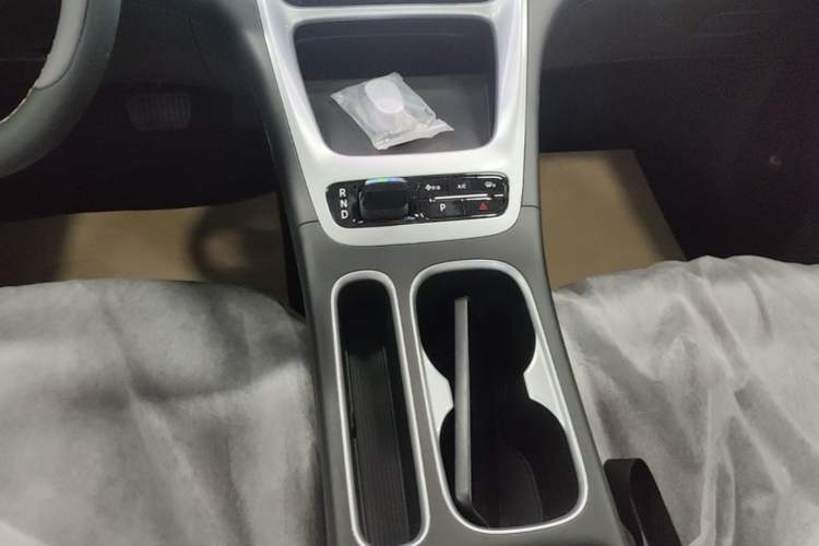 Used Geely Galaxy Geome 2025 310km Dream Edition Gear Lever