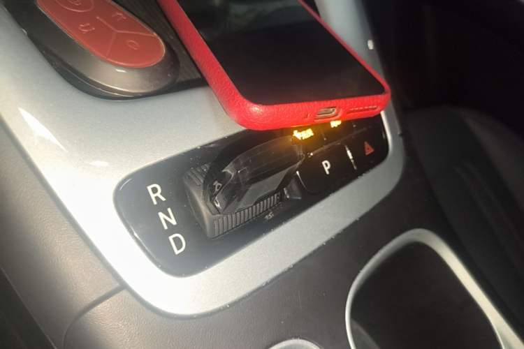 Used Geely Galaxy Geome 2025 310km Youth Edition Gear Lever