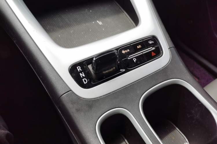 Used Geely Galaxy Geome 2025 UP 410km Exploration Edition Gear Lever