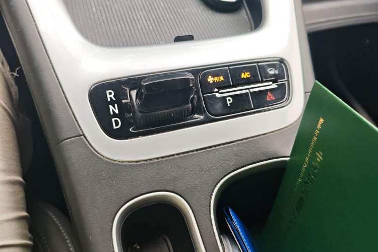 Used Geely Galaxy Geome 2025 310km Youth Edition Gear Lever