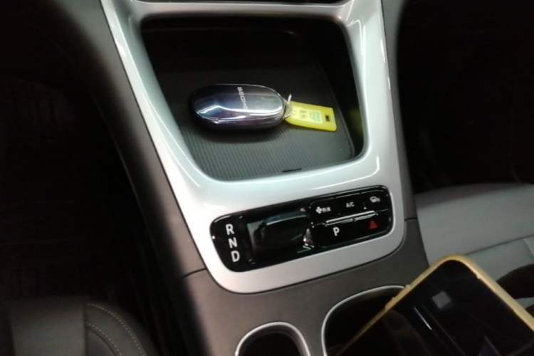 Used Geely Galaxy Geome 2025 310km Youth Edition Gear Lever