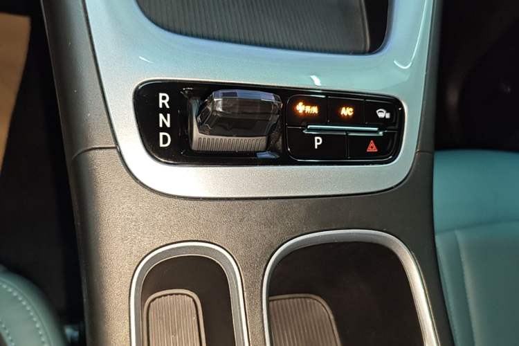 Used Geely Galaxy Geome 2025 310km Dream Edition Gear Lever