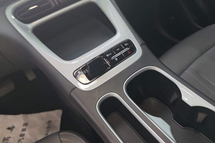 Used Geely Galaxy Geome 2025 310km Dream Edition Gear Lever