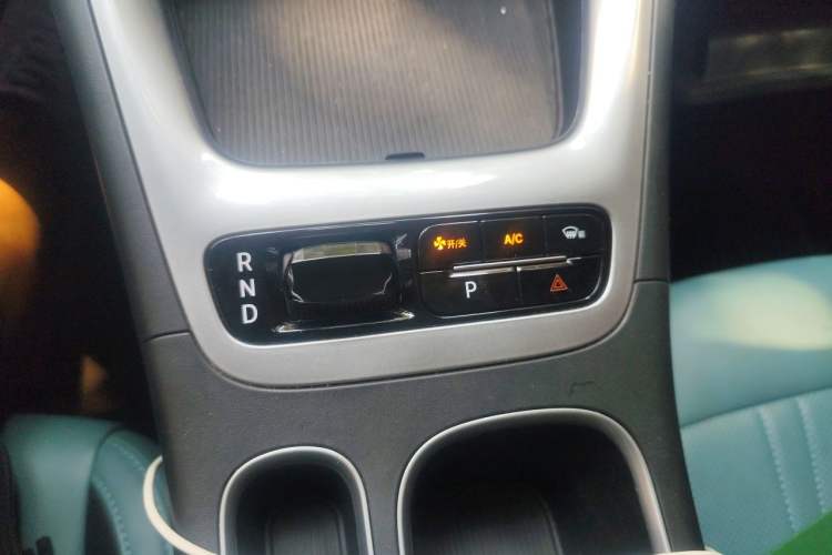 Used Geely Galaxy Geome 2025 310km Youth Edition Gear Lever