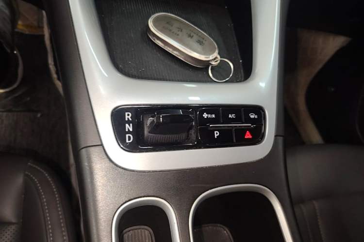 Used Geely Galaxy Geome 2025 UP 410km Exploration Edition Gear Lever