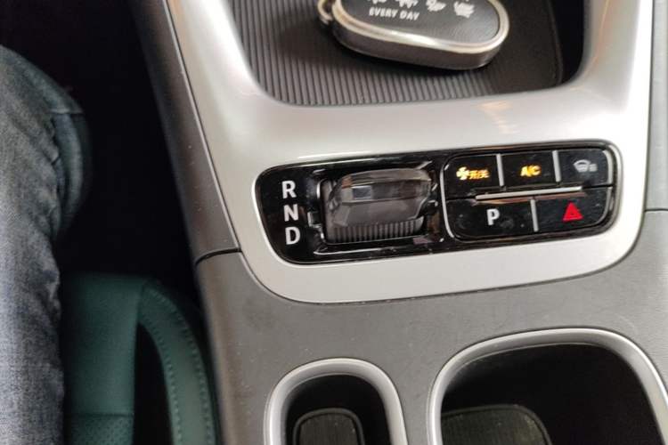 Used Geely Galaxy Geome 2025 310km Dream Edition Gear Lever