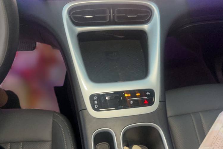 Used Geely Galaxy Geome 2025 UP 410km Exploration Edition Gear Lever