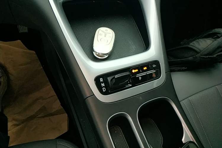 Used Geely Galaxy Geome 2025 310km Dream Edition Gear Lever